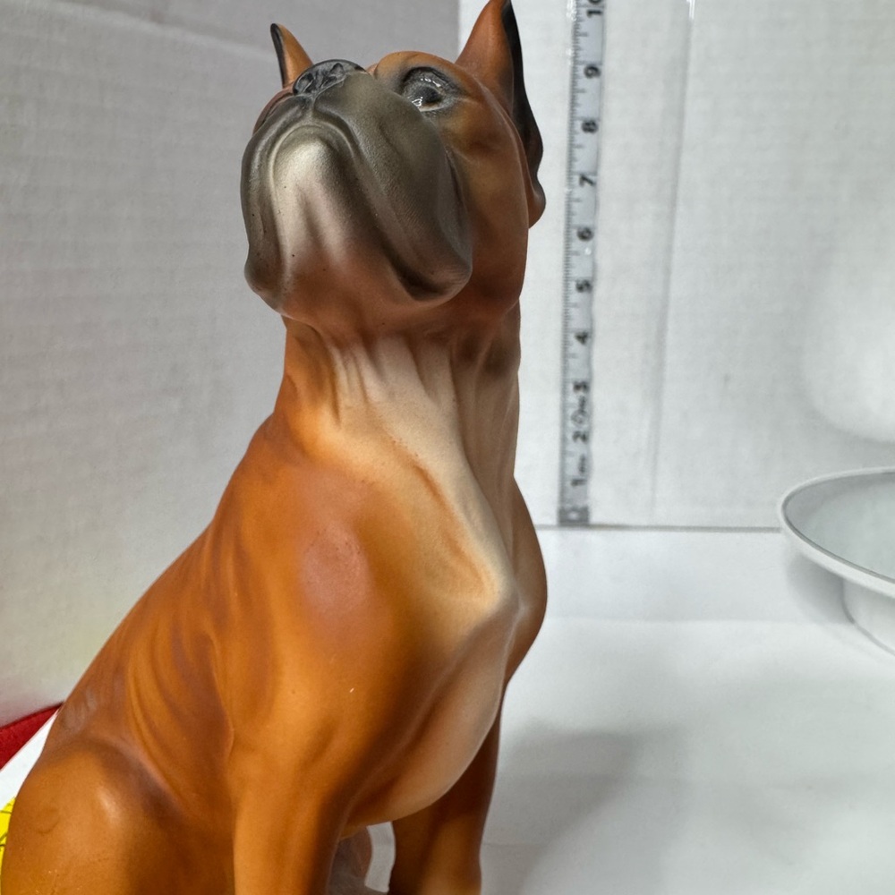 Boxer Vtg Dog Figurine 7” brown tan black it’s ceramic or porcelain 1970’s ? - Picture 13 of 14
